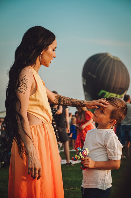 靠里查利森 靠里查利森